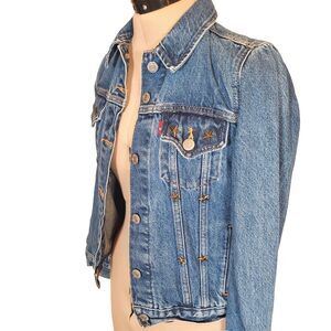Levi’s Women’s Denim Jacket XS Medium Wash Rockstar Brass Stars Jeans Slim Fit